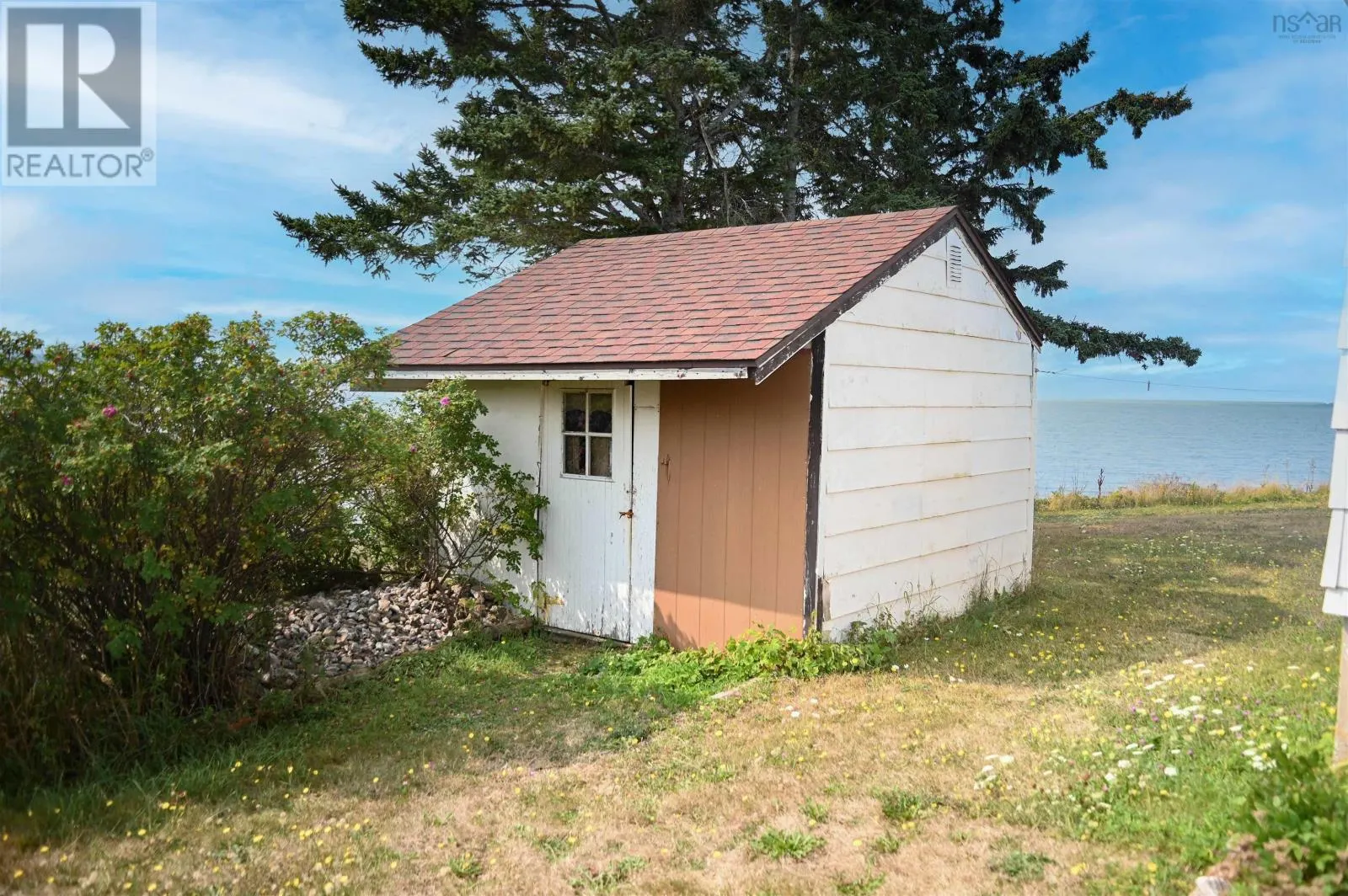 1472 Cape Split Rd