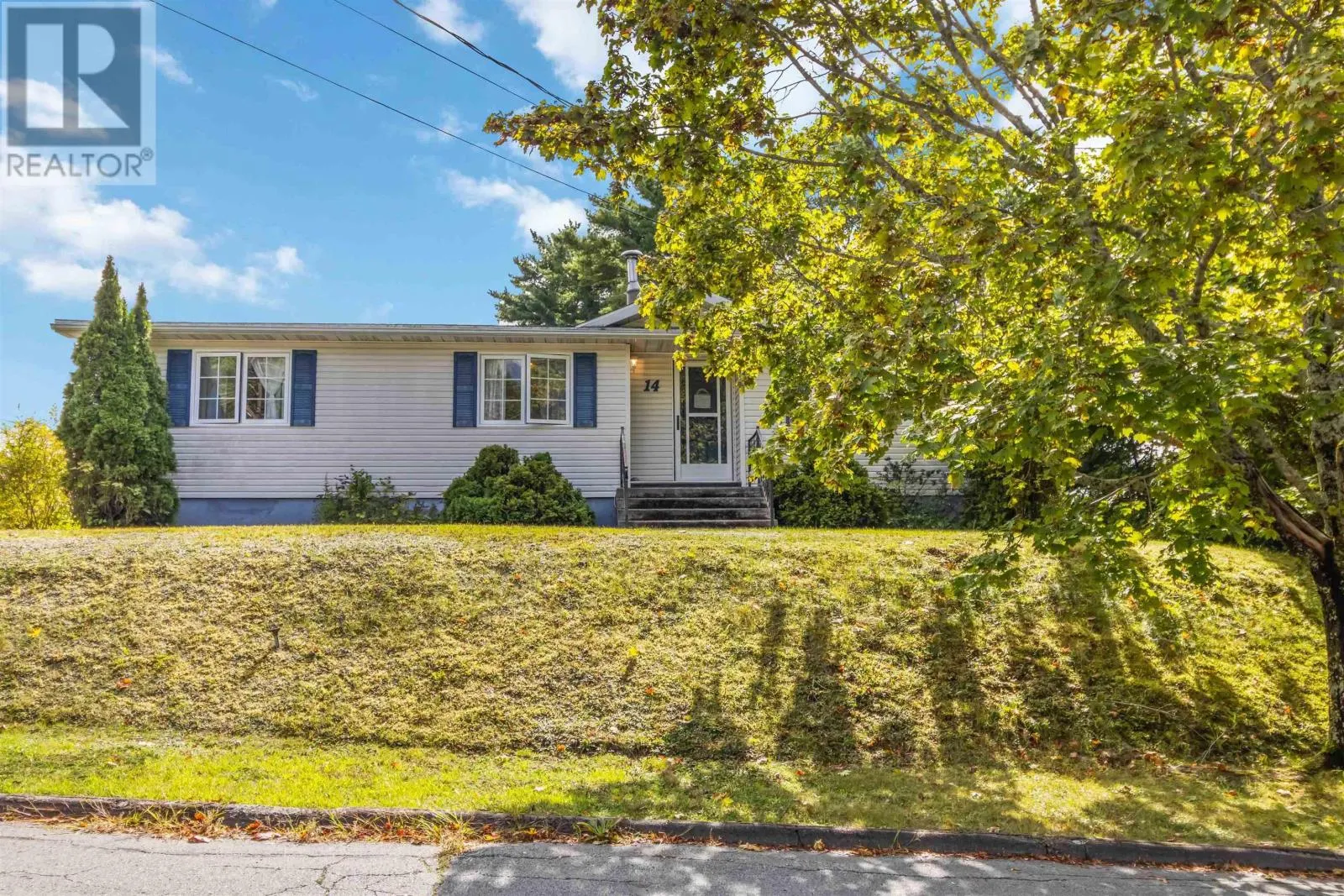 14 BENNETT Avenue