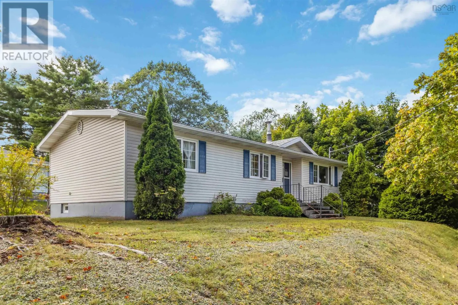 14 BENNETT Avenue