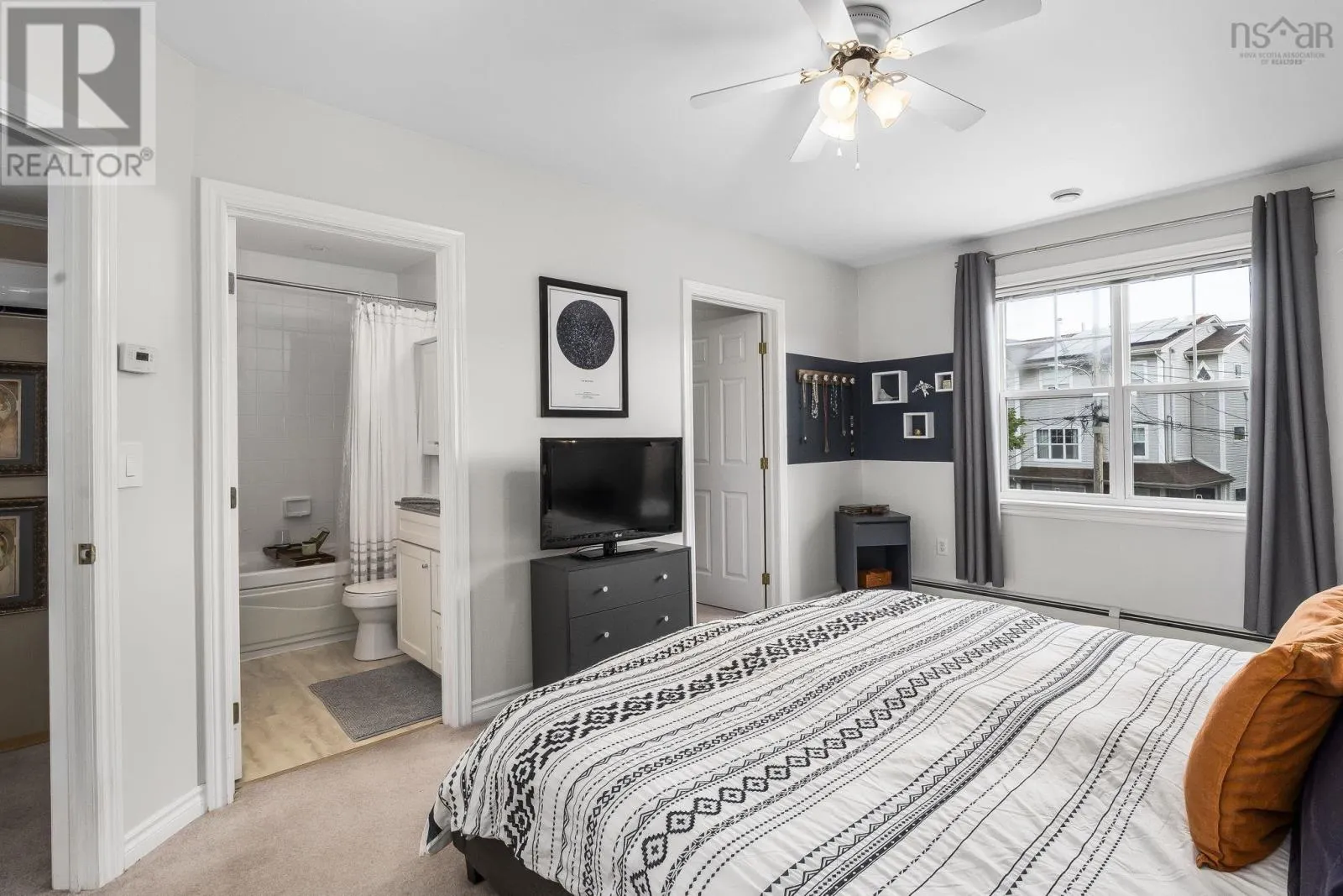 3853 Rockhead Court