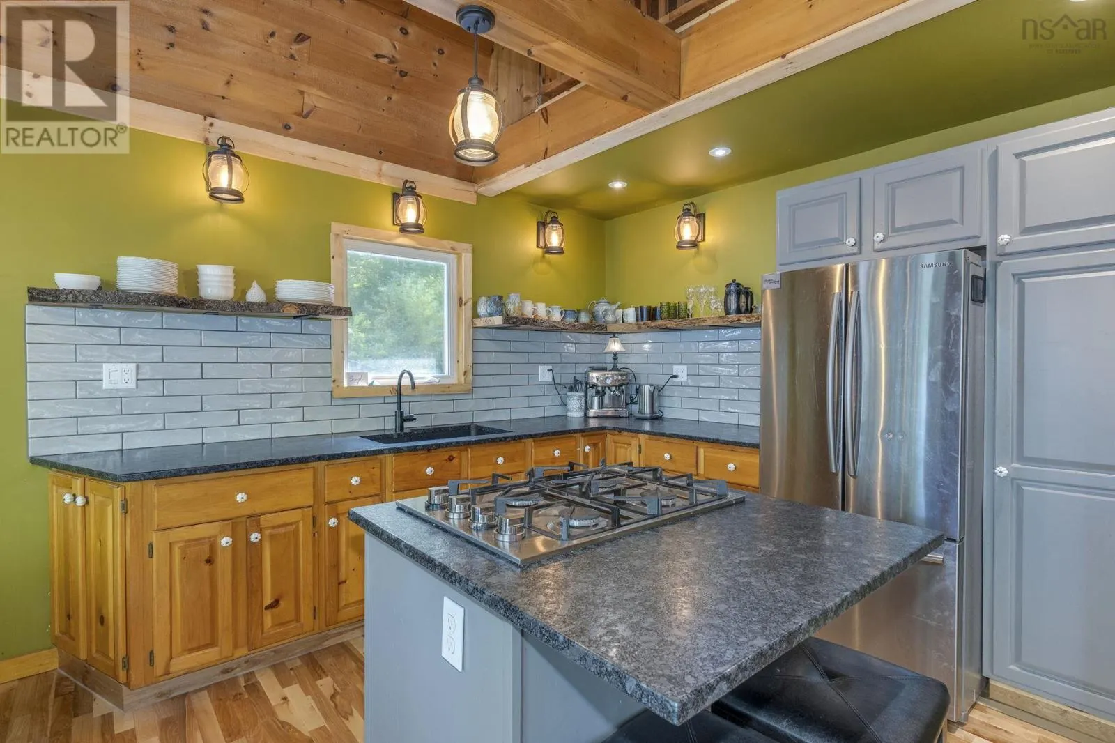 120 Lakeside Drive