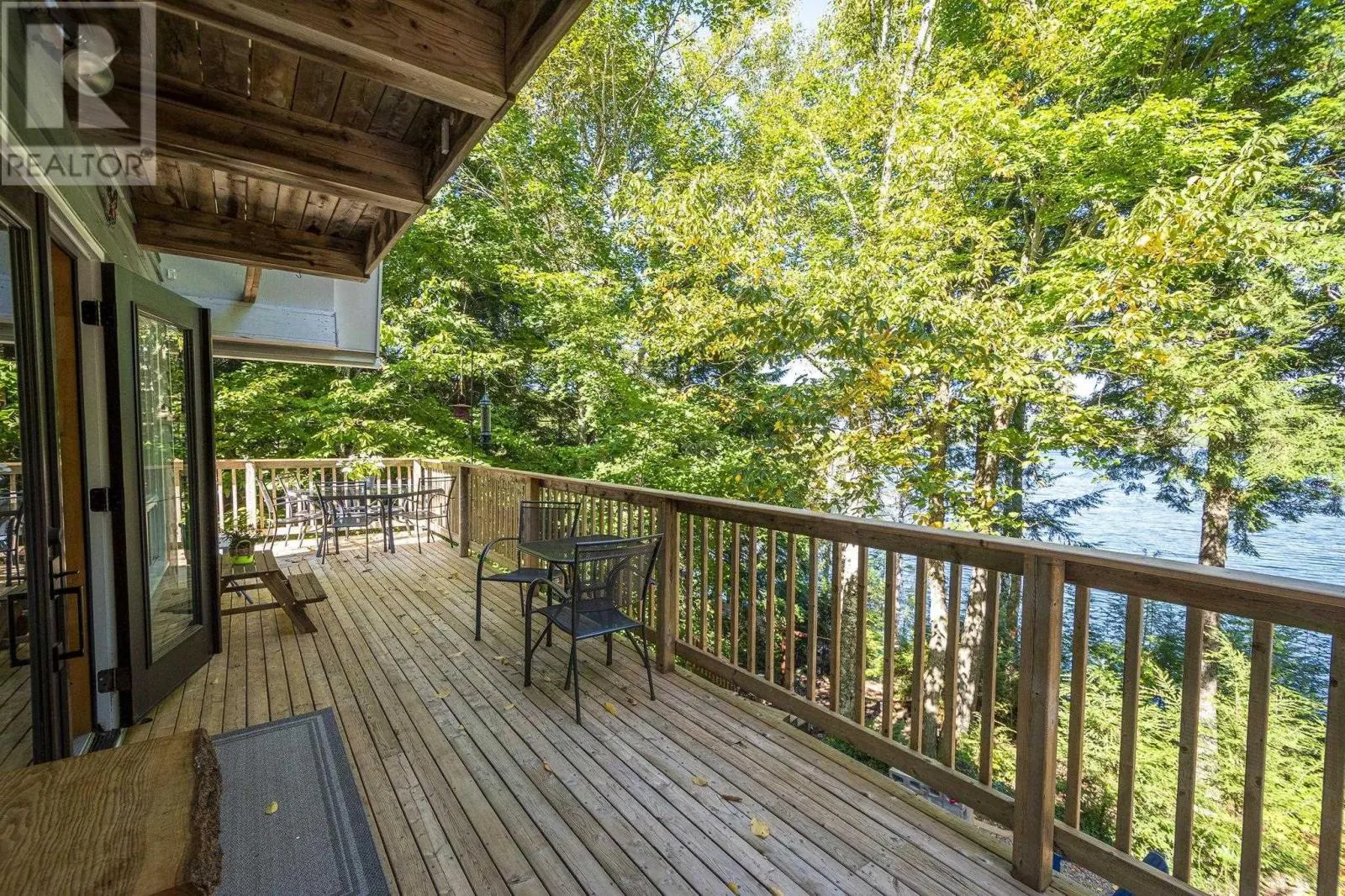 120 Lakeside Drive
