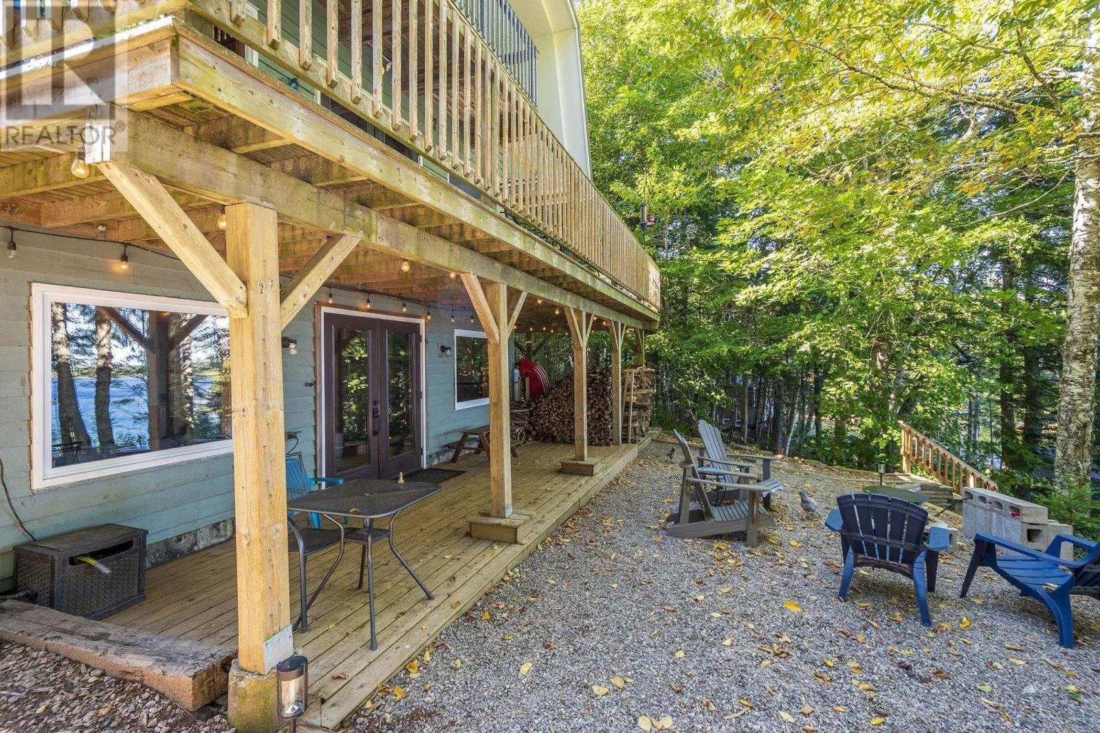 120 Lakeside Drive