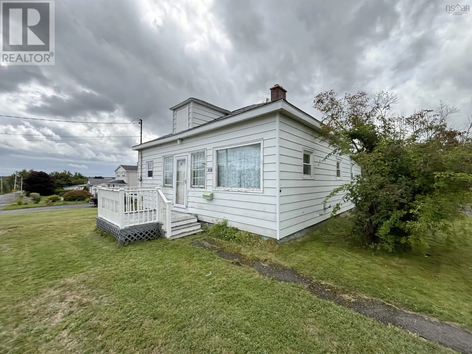 308 Lake Road