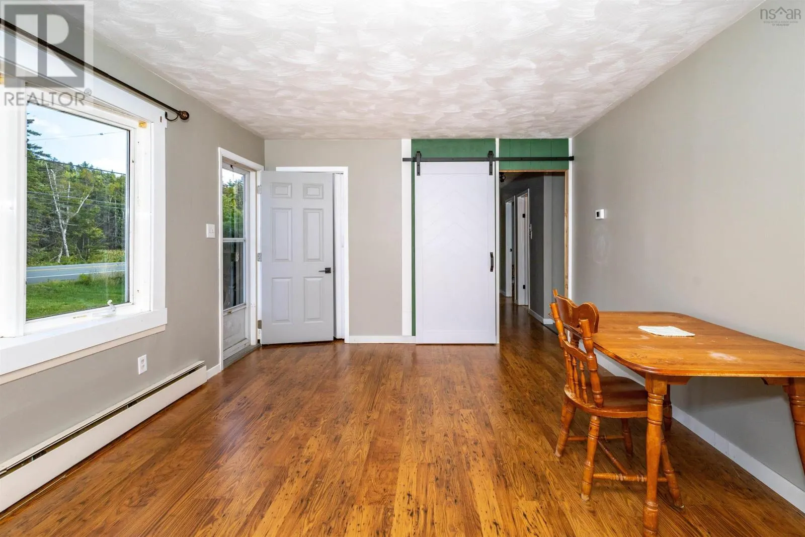 2339 New Waterford Highway