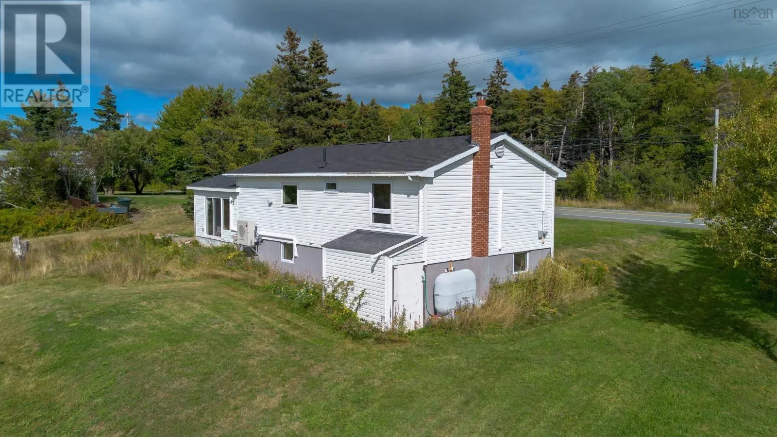 2339 New Waterford Highway