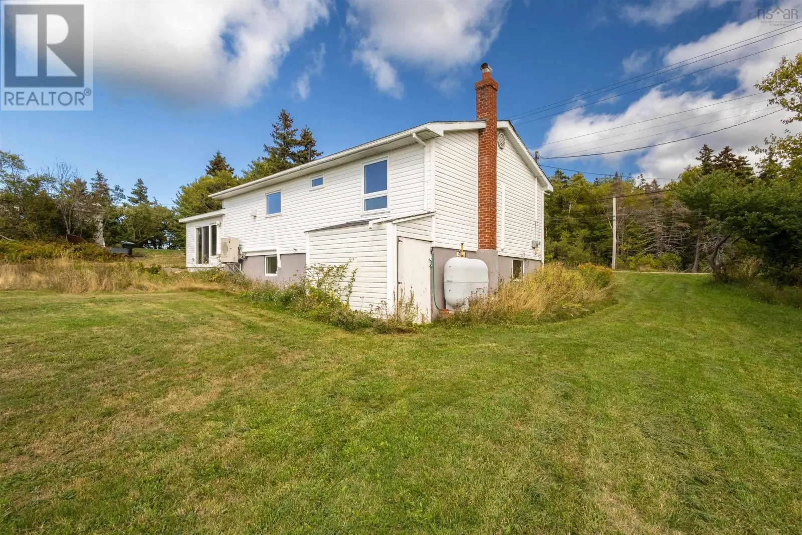 2339 New Waterford Highway