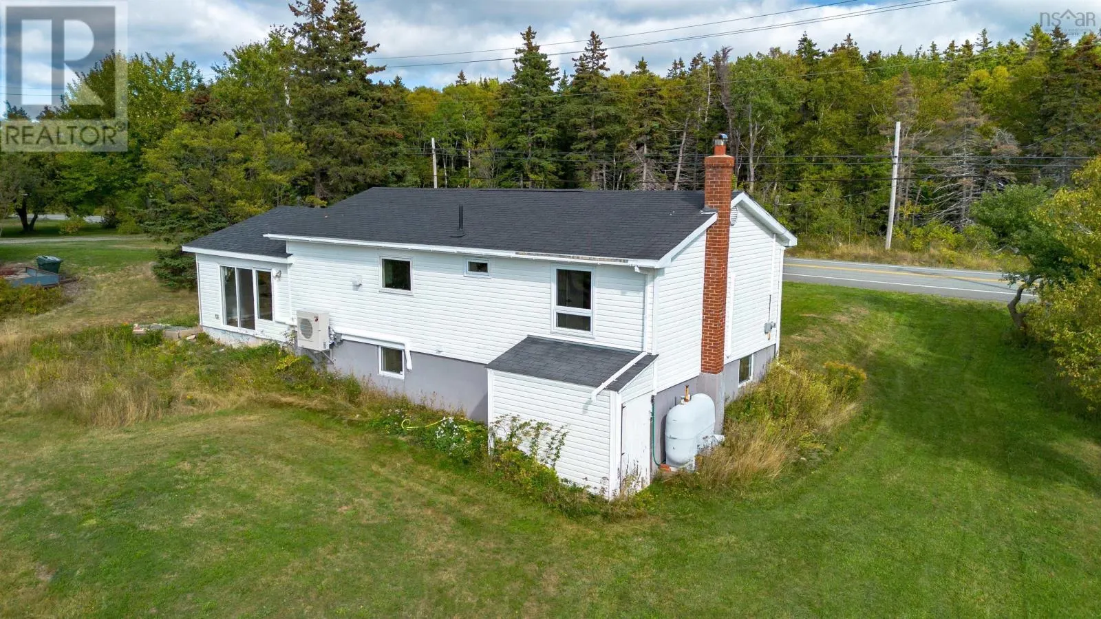 2339 New Waterford Highway