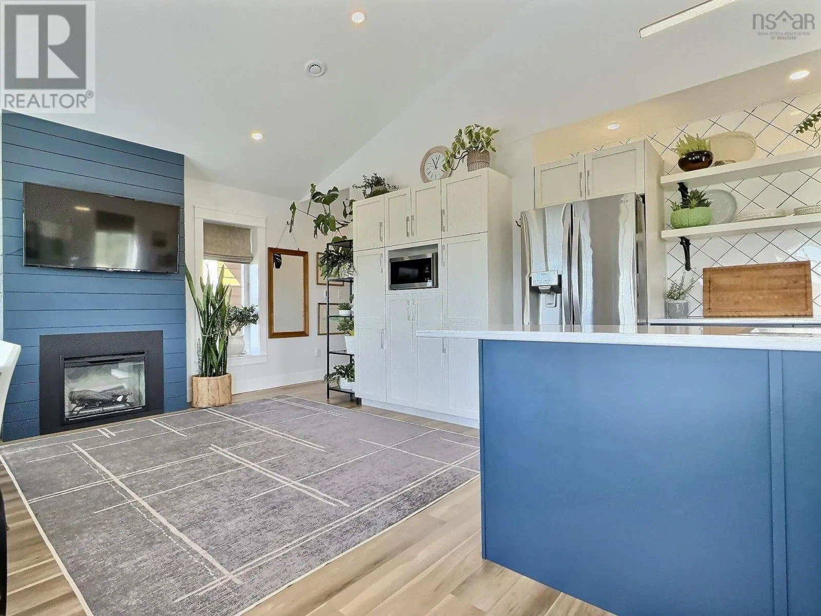 382 CHETICAMP ISLAND Road