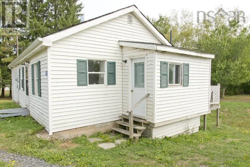 743 Falmouth Back Rd