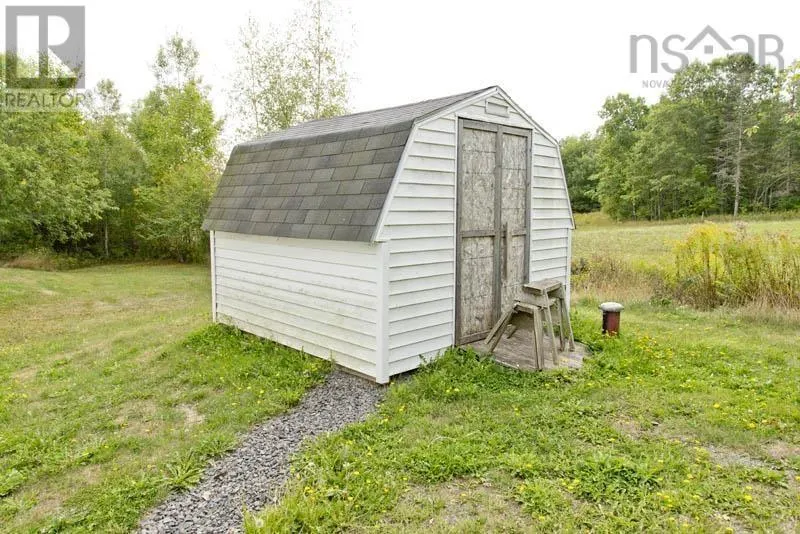 743 Falmouth Back Rd