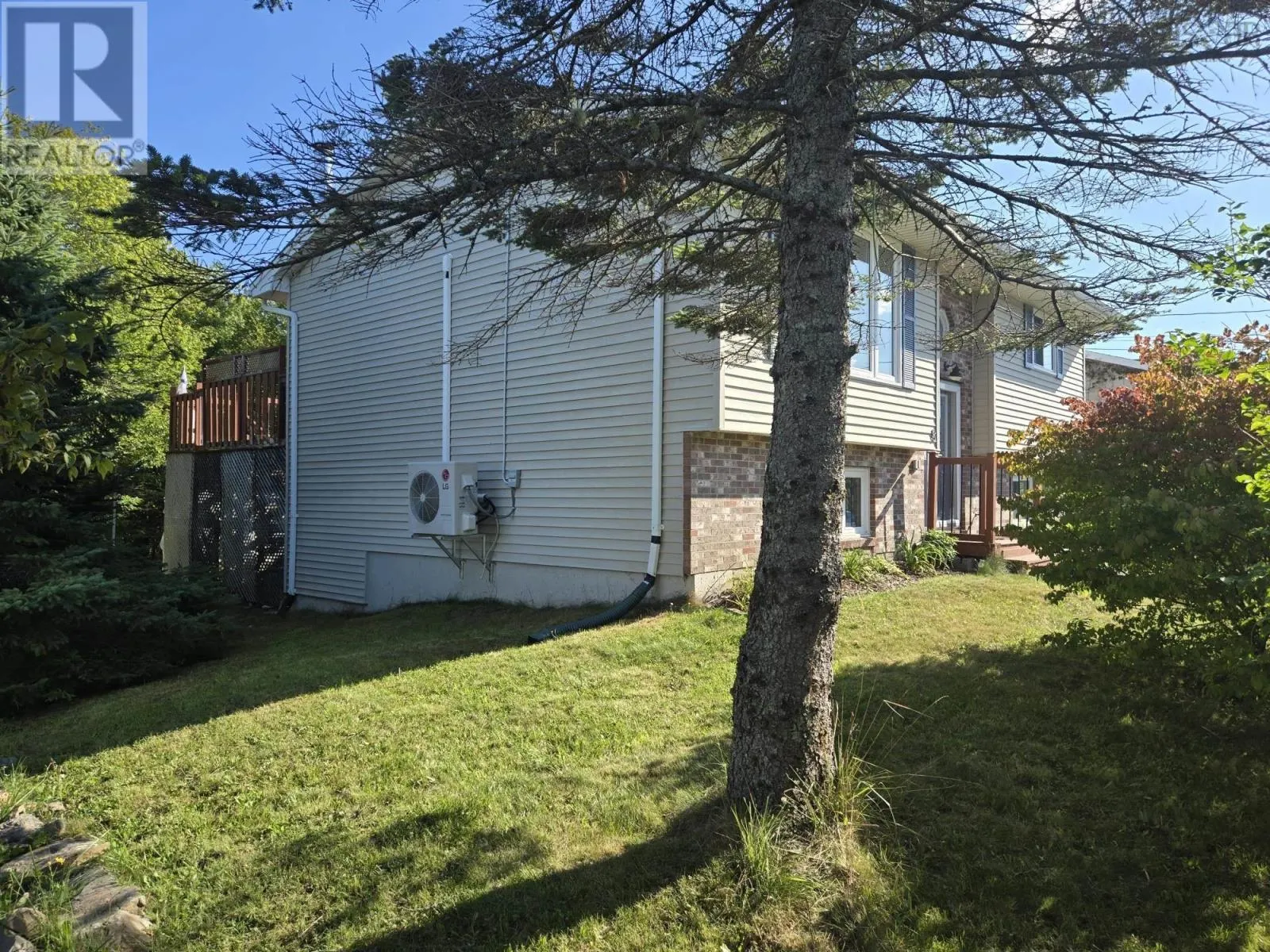 8 Sherwood Street