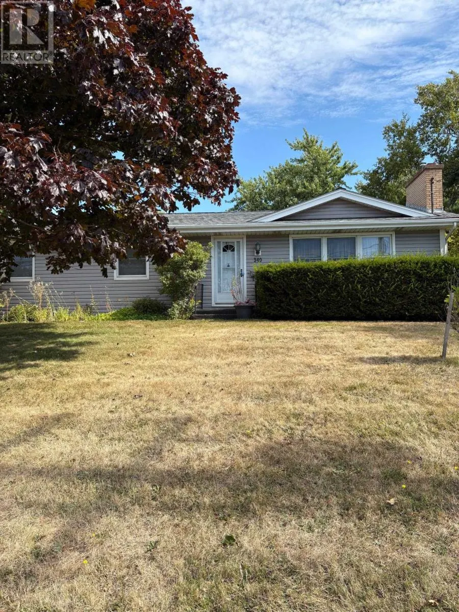 340 North River Road
