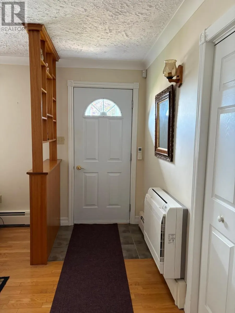 340 North River Road