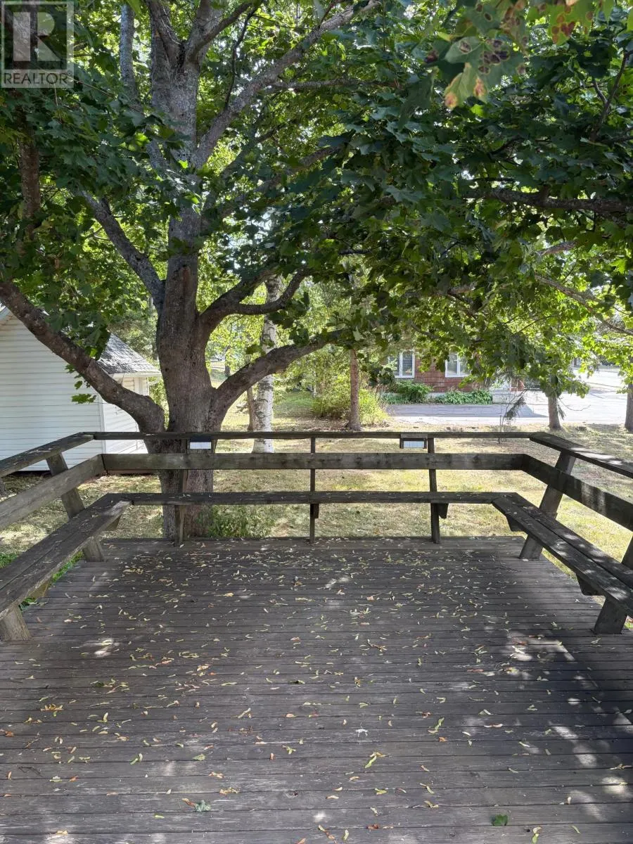 340 North River Road