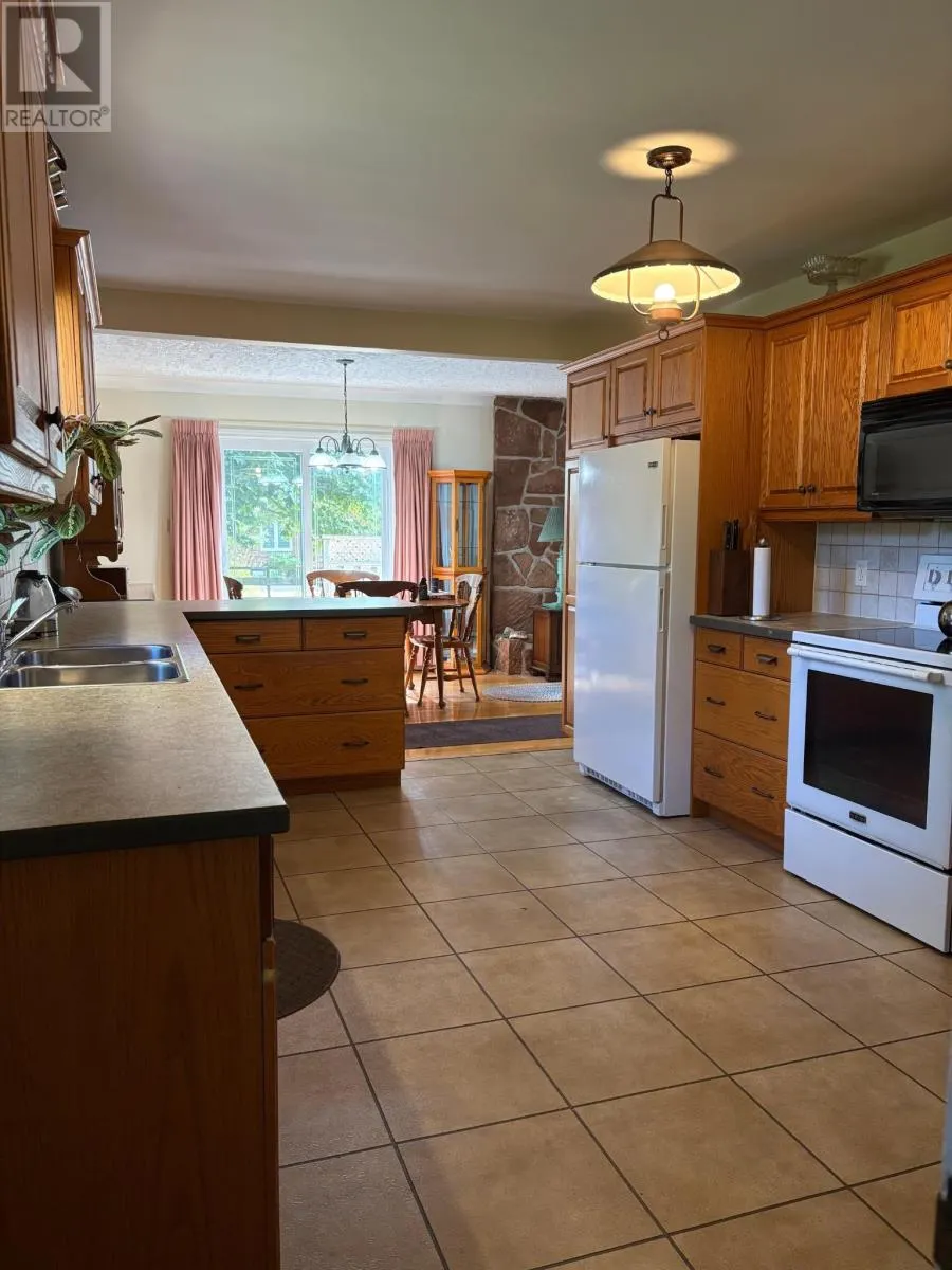 340 North River Road