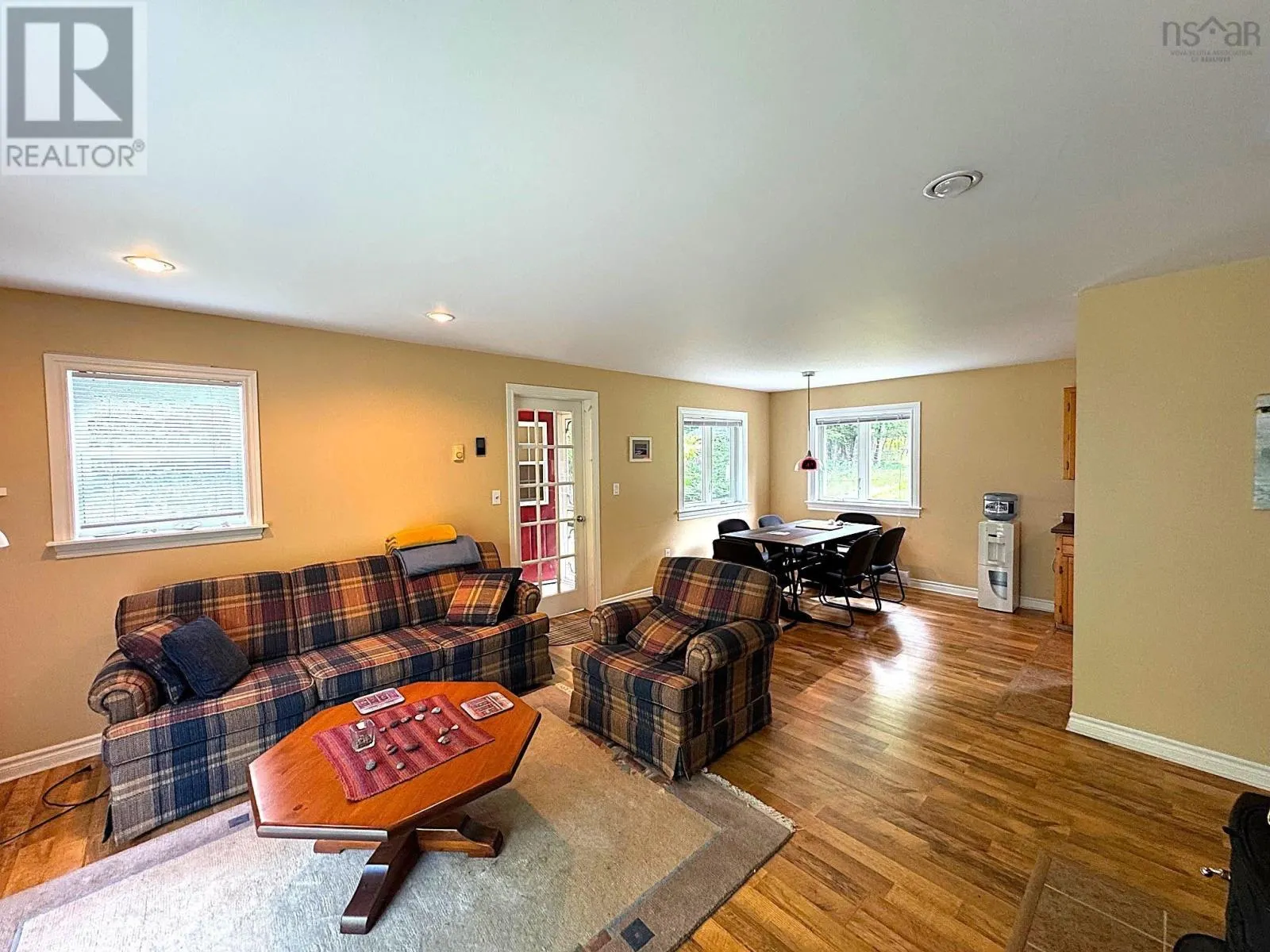 5735 West Bay Rd