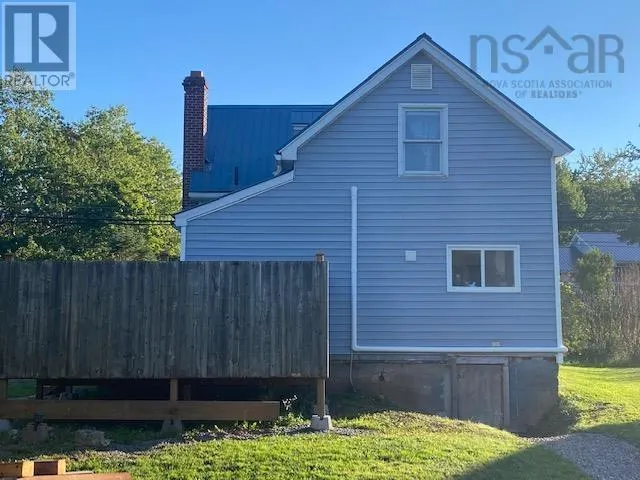 208 Kitchener Street