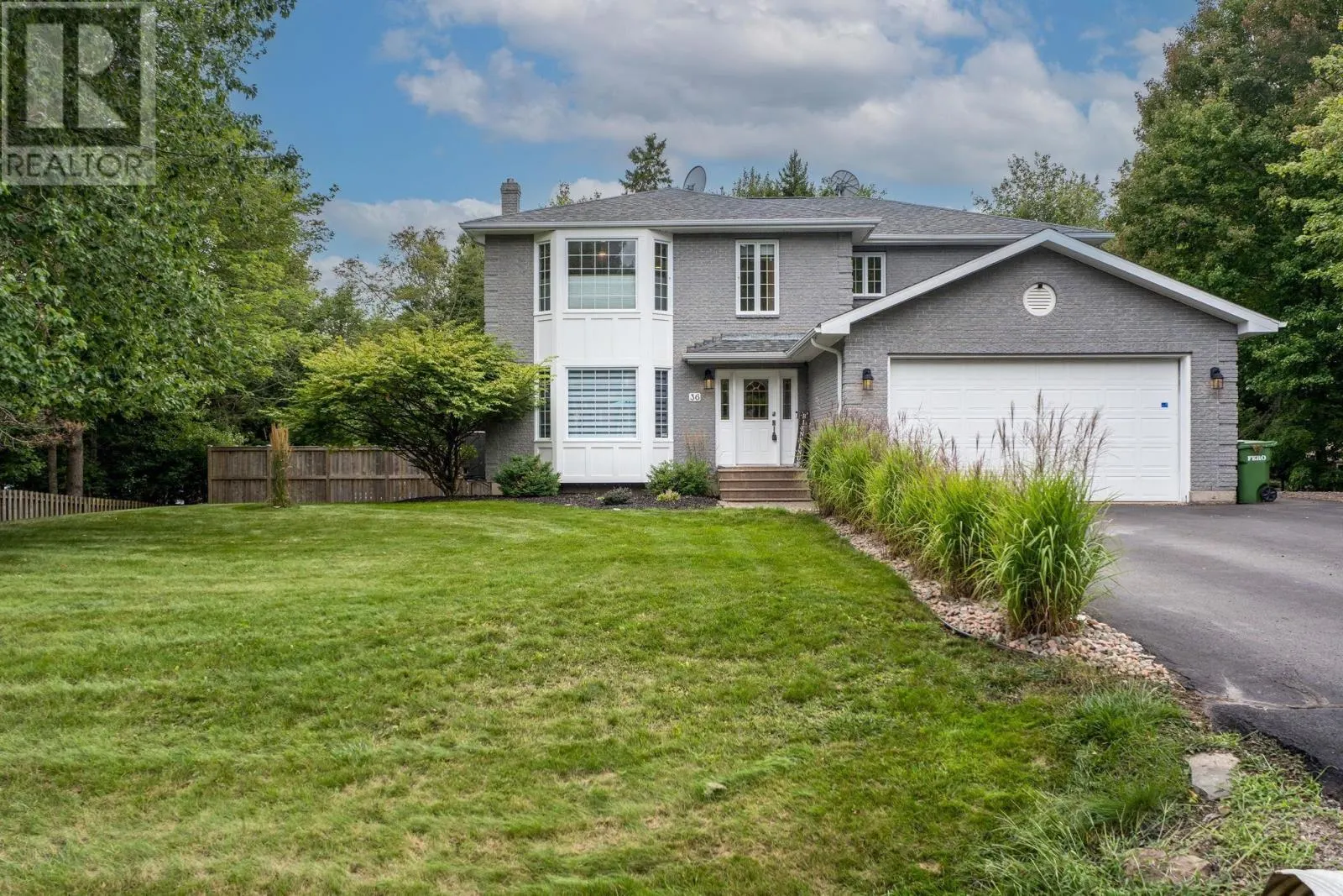 36 Saxonhurst Drive