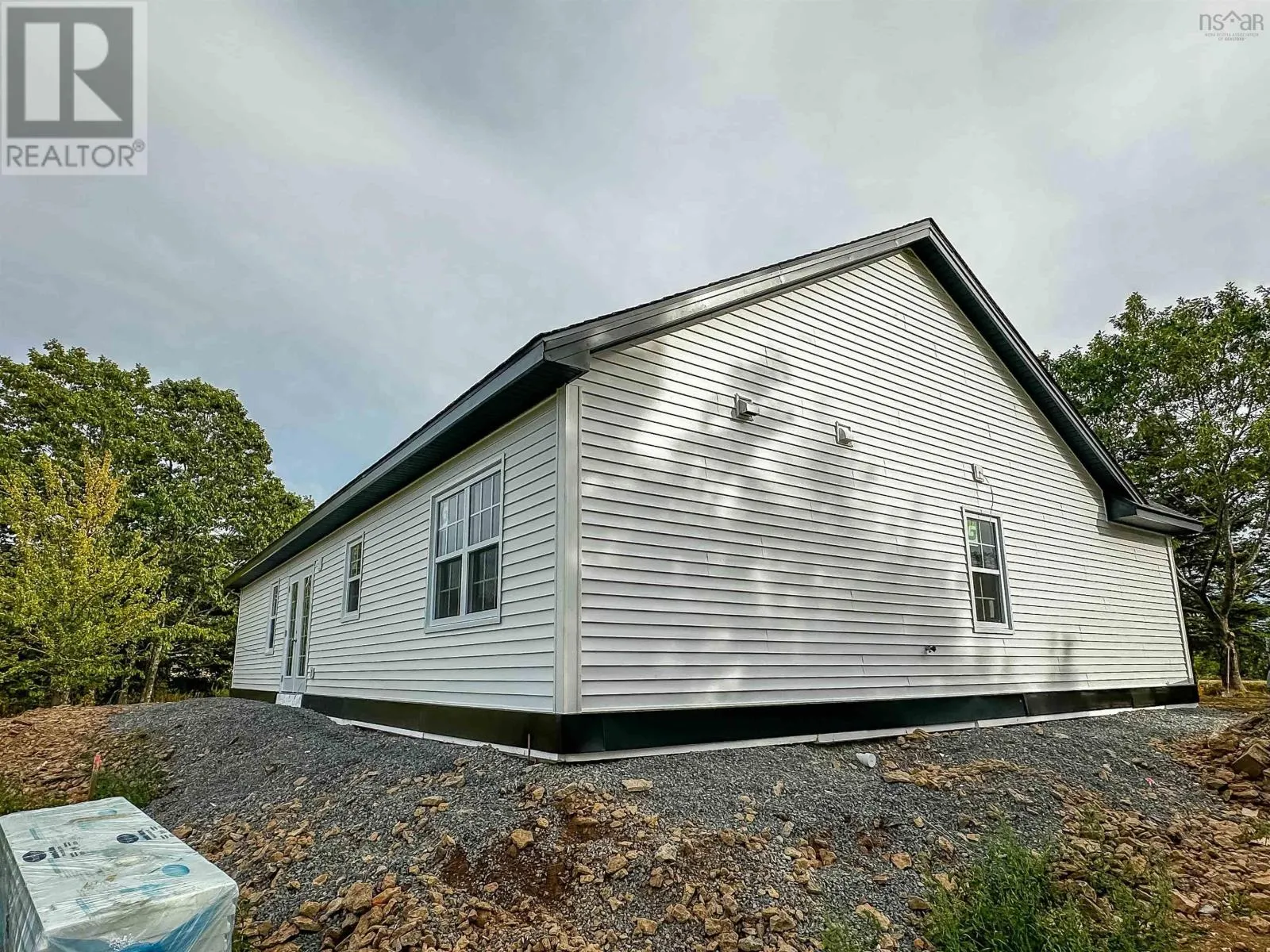 595 Brow Of Mountain Road