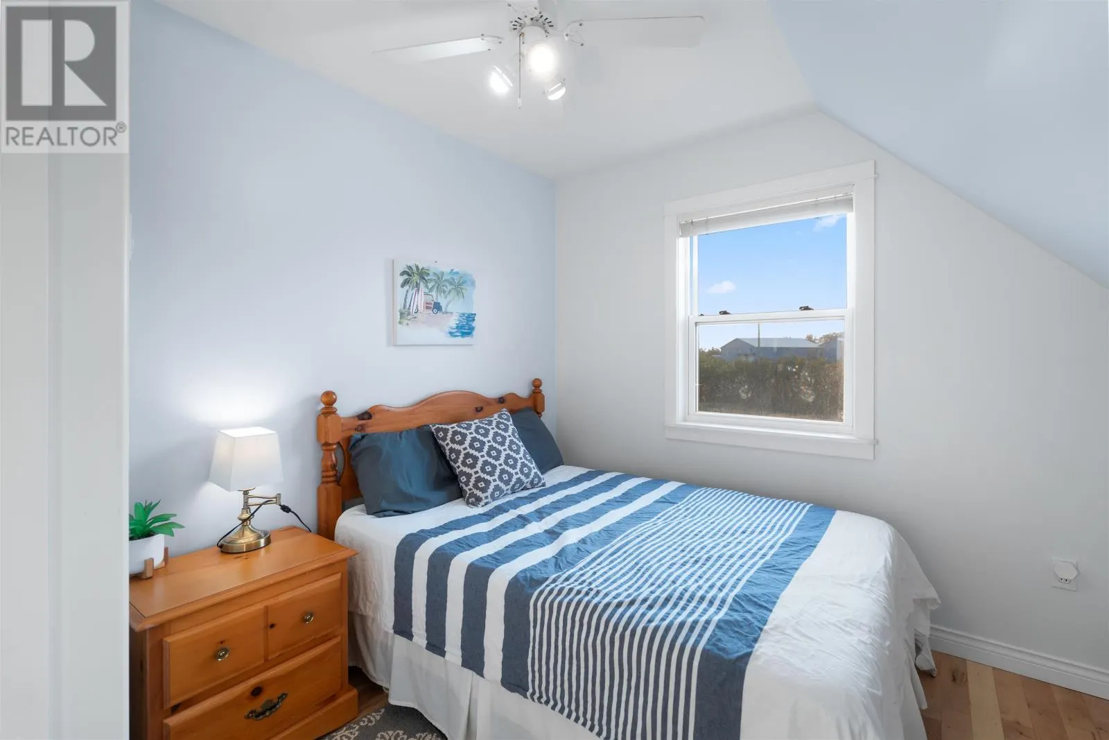 11 Hebrides Lane