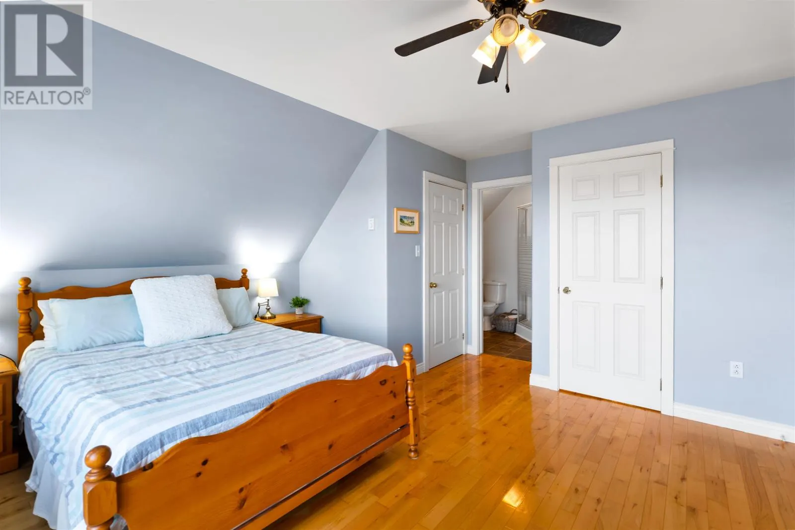 11 Hebrides Lane