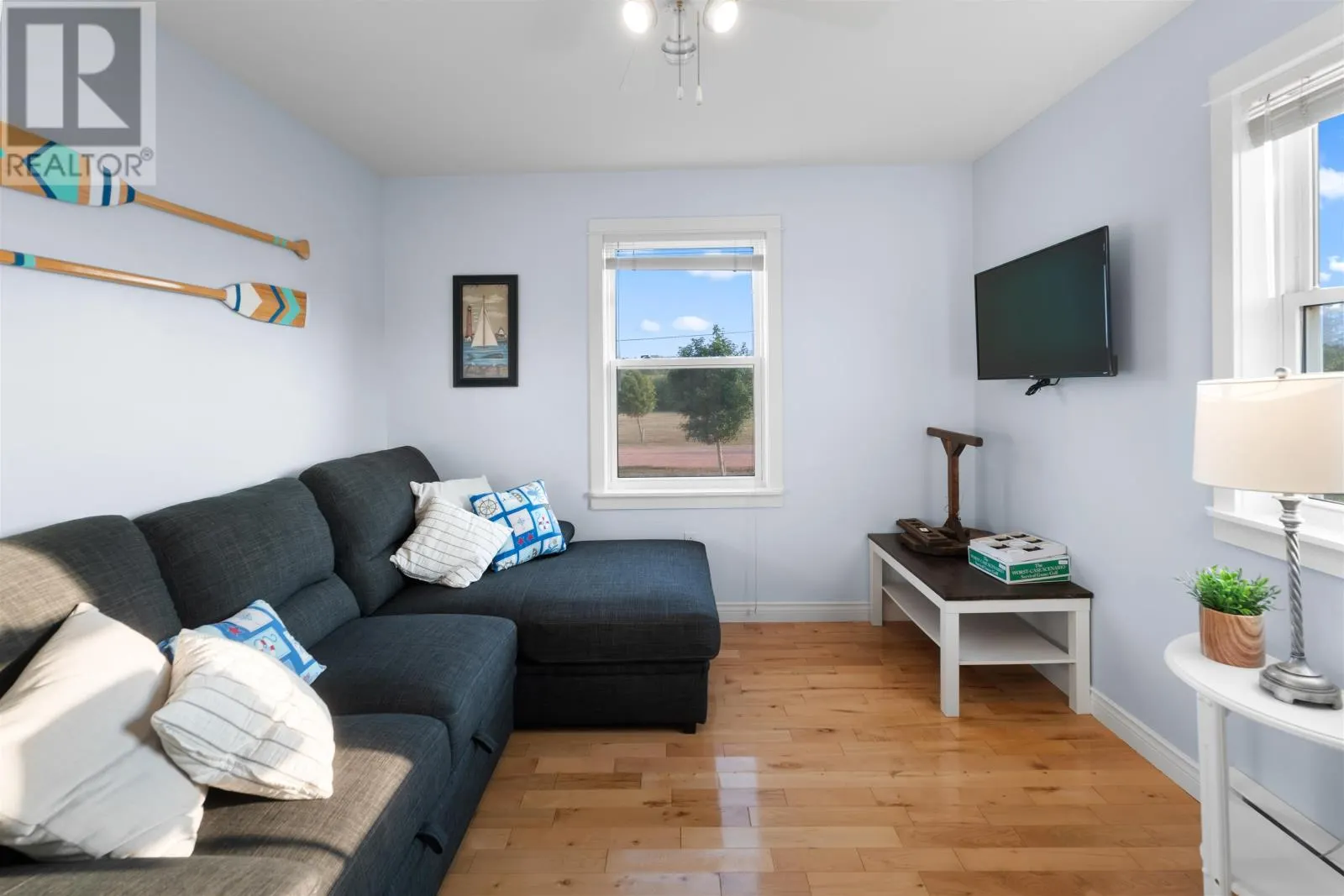 11 Hebrides Lane
