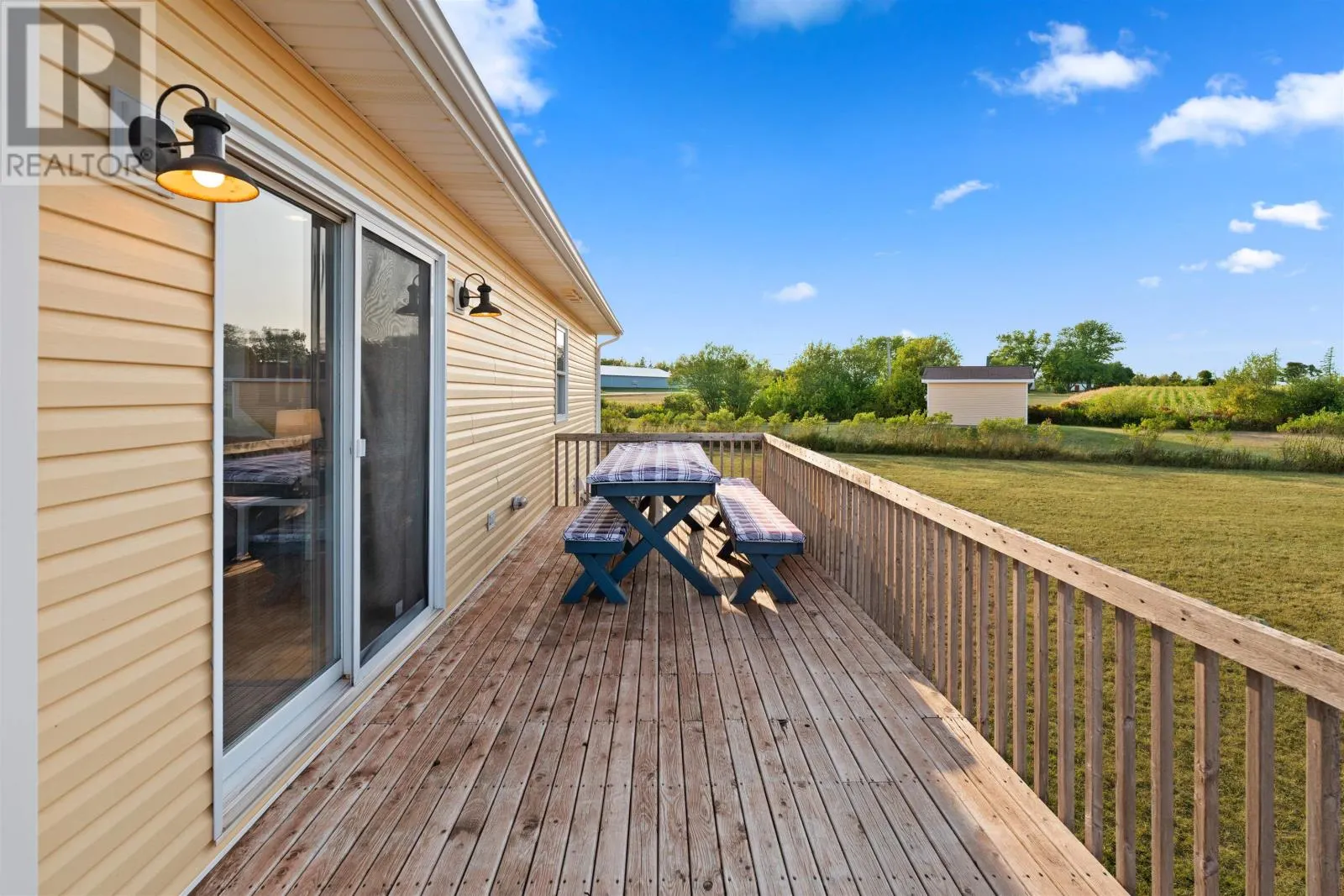 11 Hebrides Lane