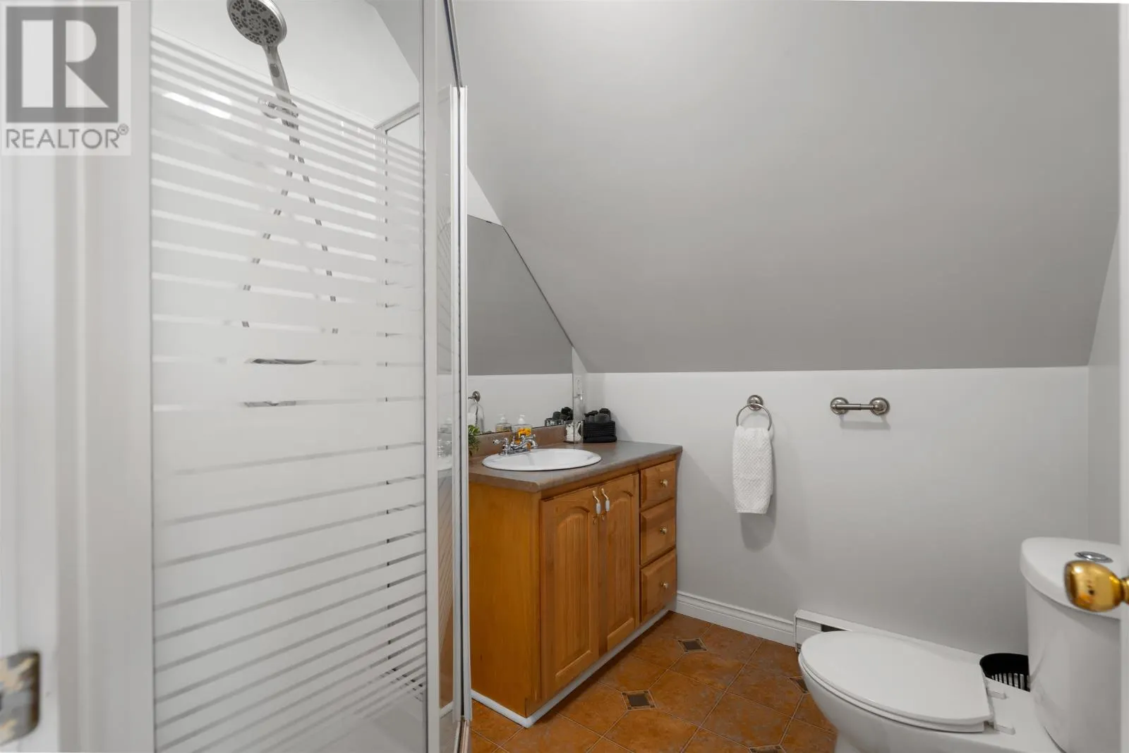 11 Hebrides Lane