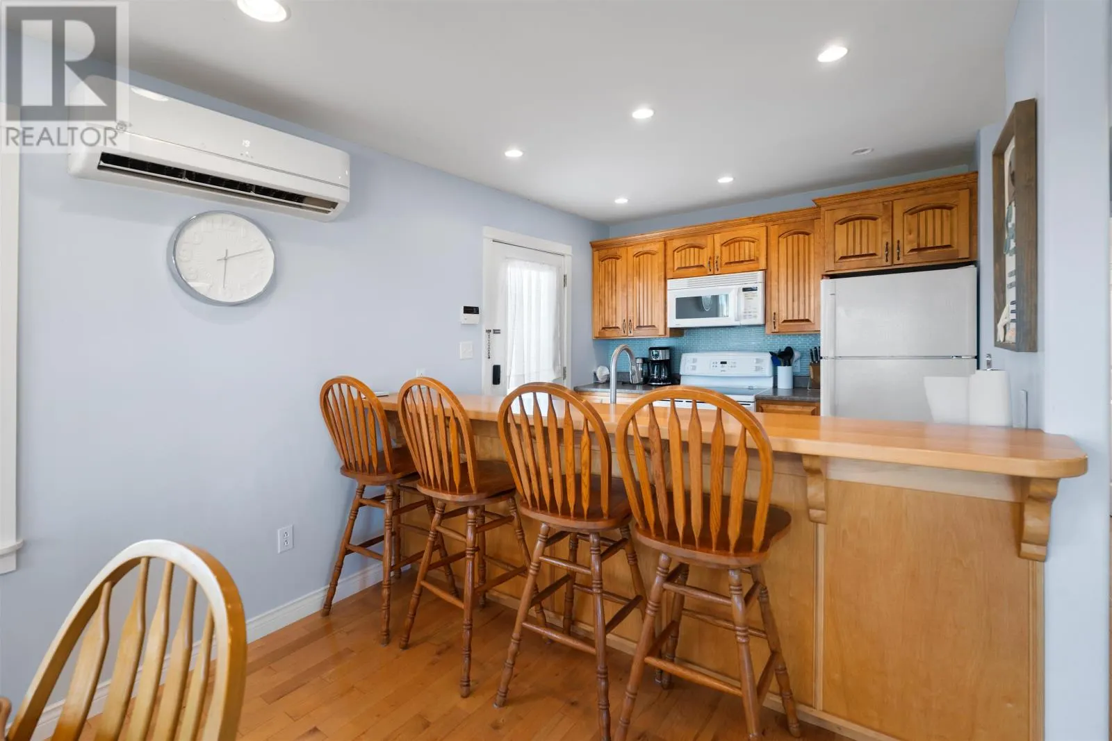 11 Hebrides Lane