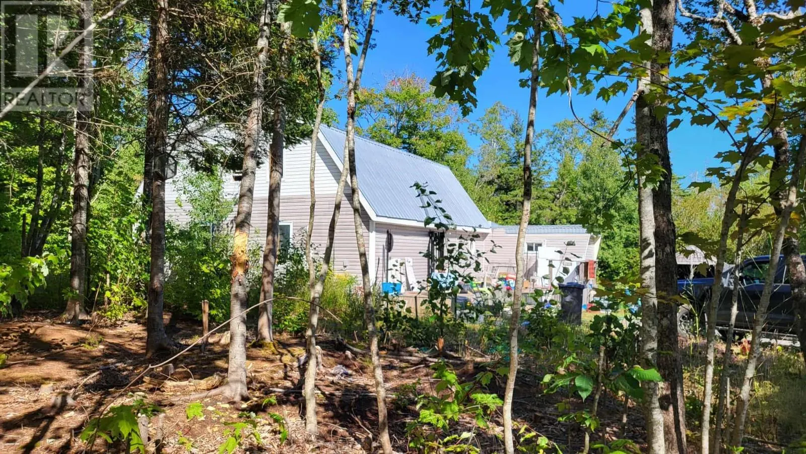 8627 COMMERCIAL RD - RTE 4 Road|COMMERCIAL RD - RTE 4