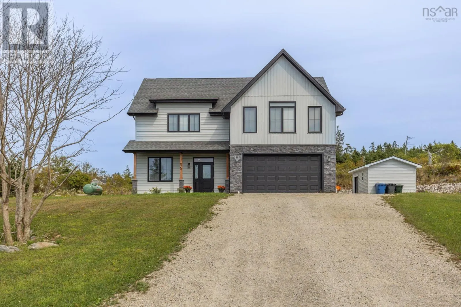 35 Seeland Avenue