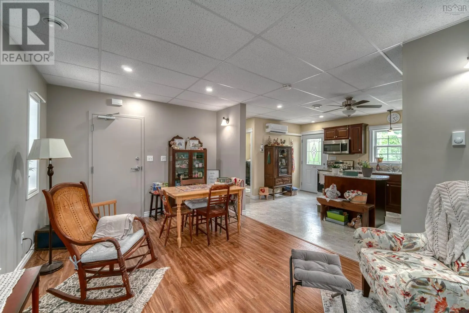 2989-2993 Lovett Road