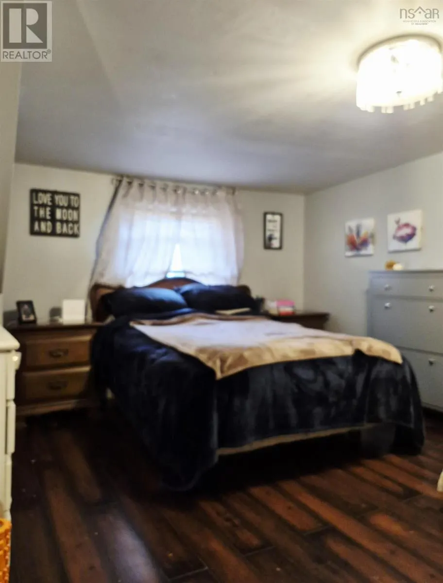 1118 Crowes Mills Road