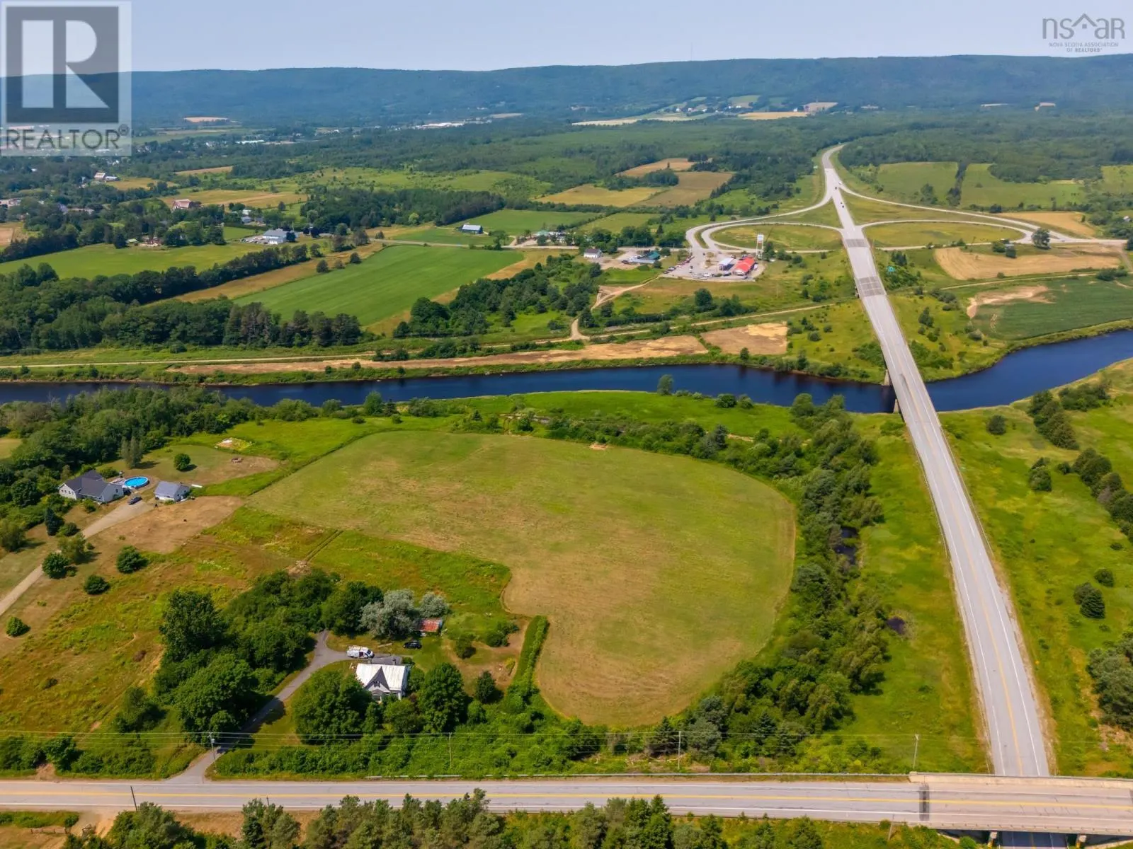 Lot 2 Highway 201