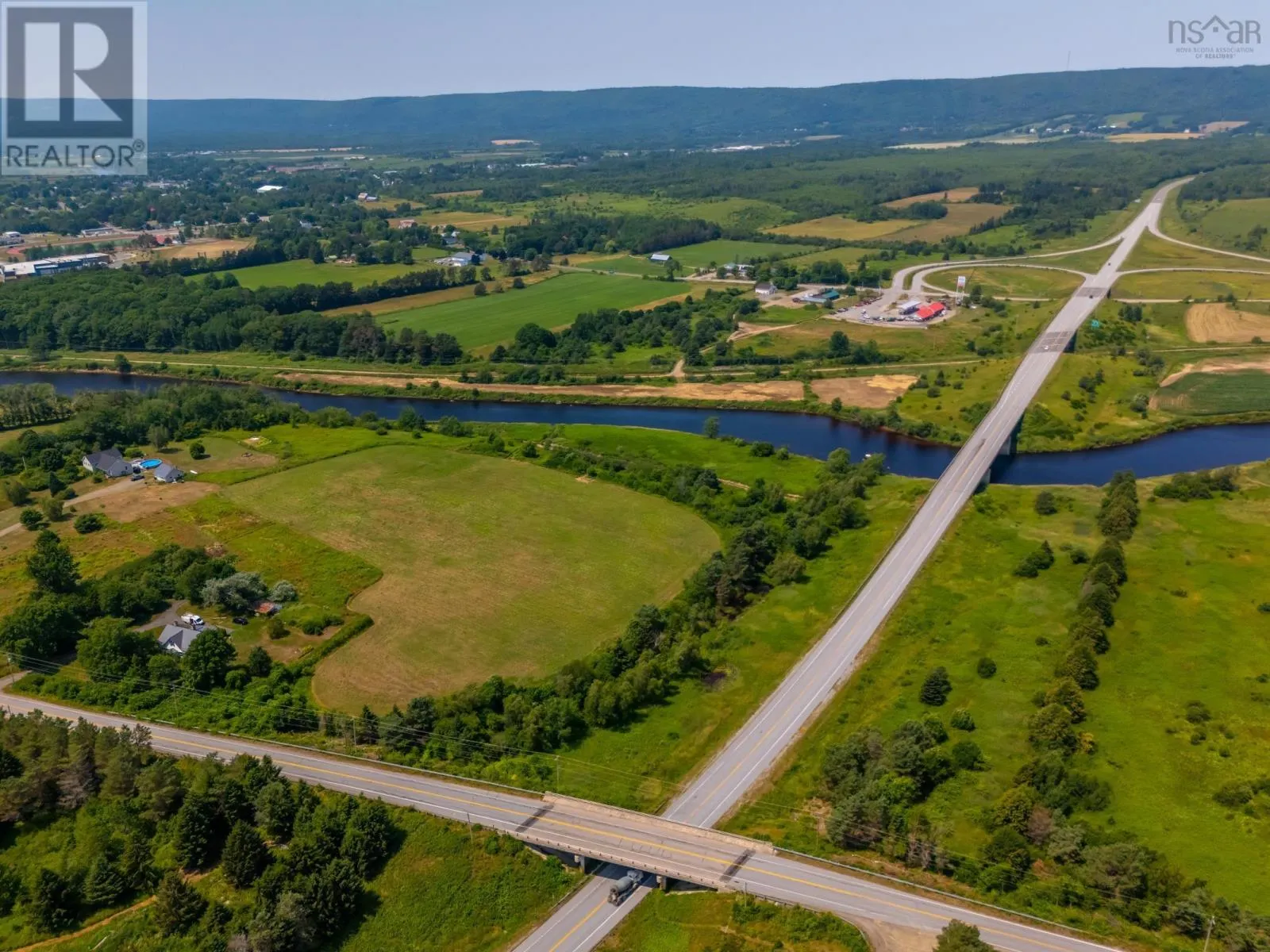 Lot 2 Highway 201