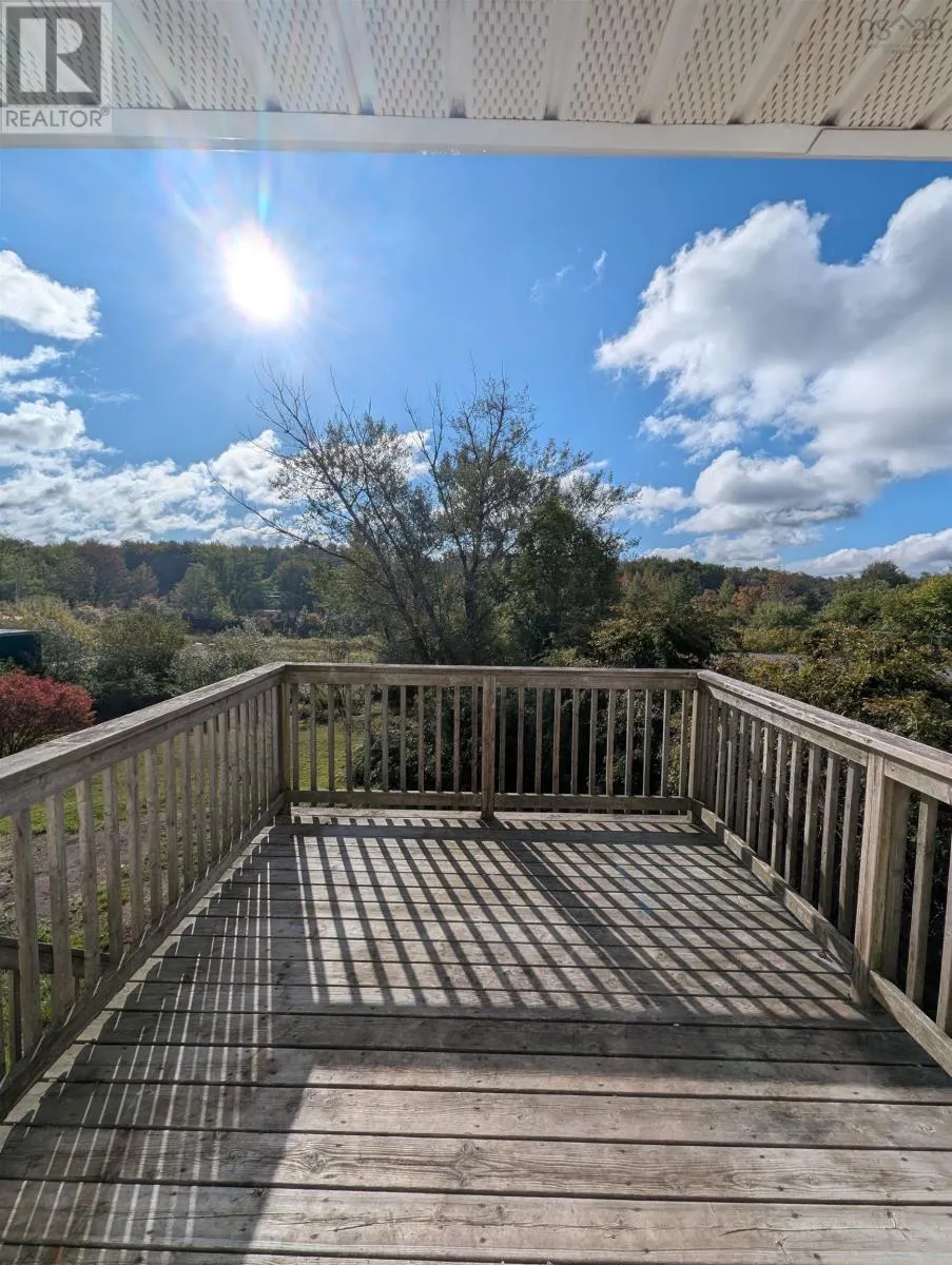 575 Highway 2