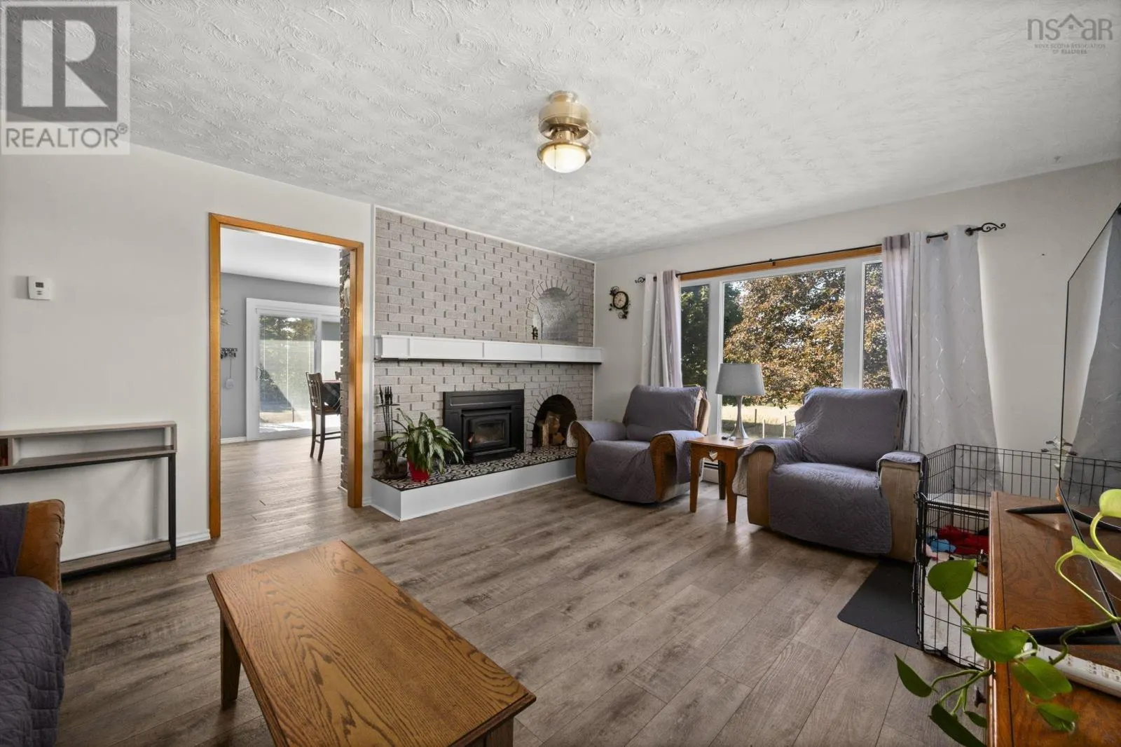 387 Lawrence Road