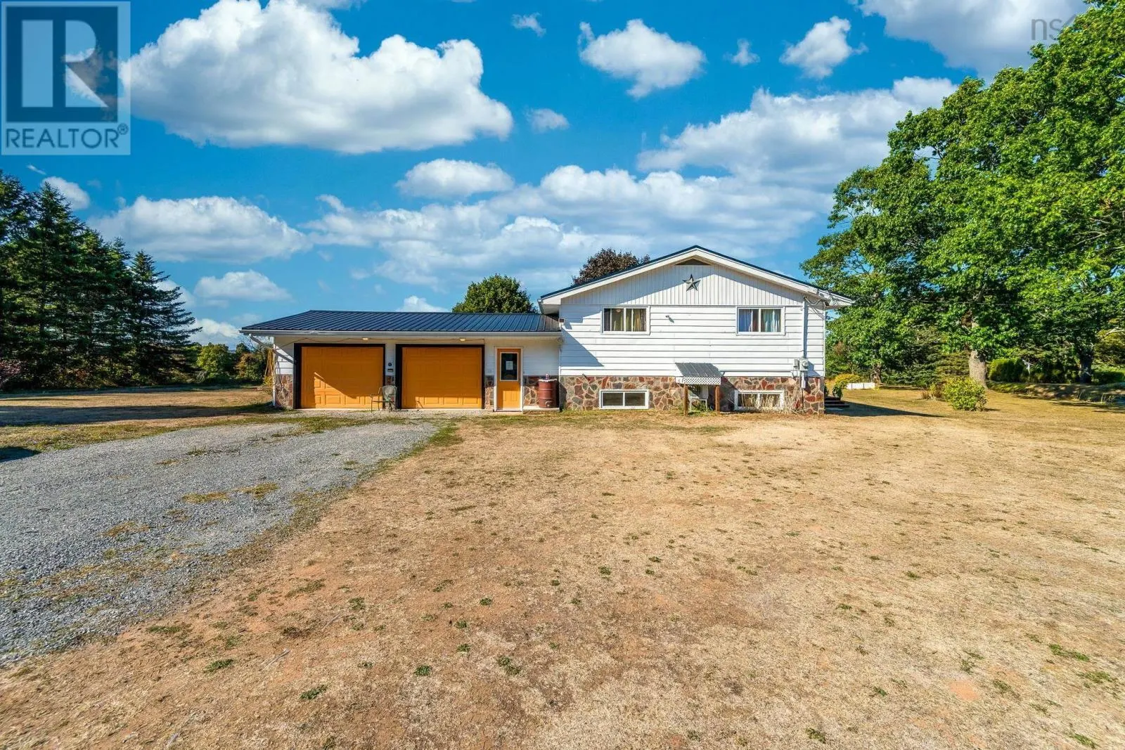 387 Lawrence Road