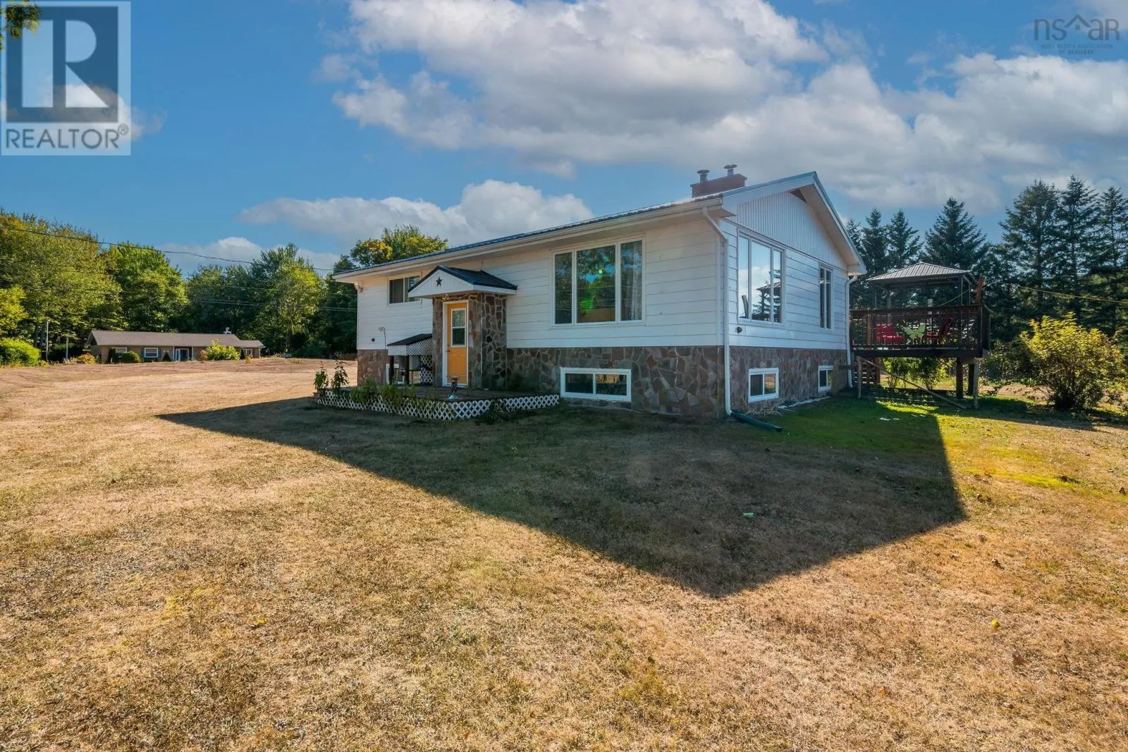 387 Lawrence Road
