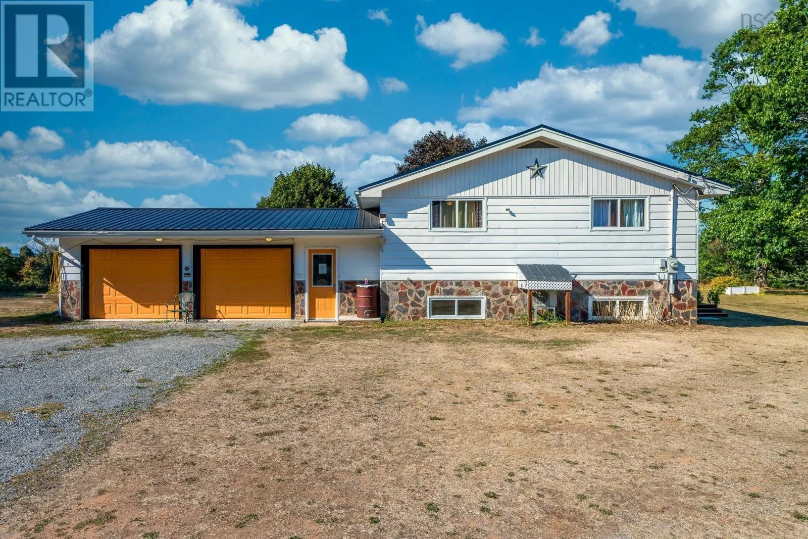 387 Lawrence Road