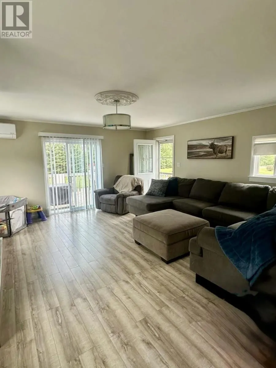 14009 CASCUMPEC Road