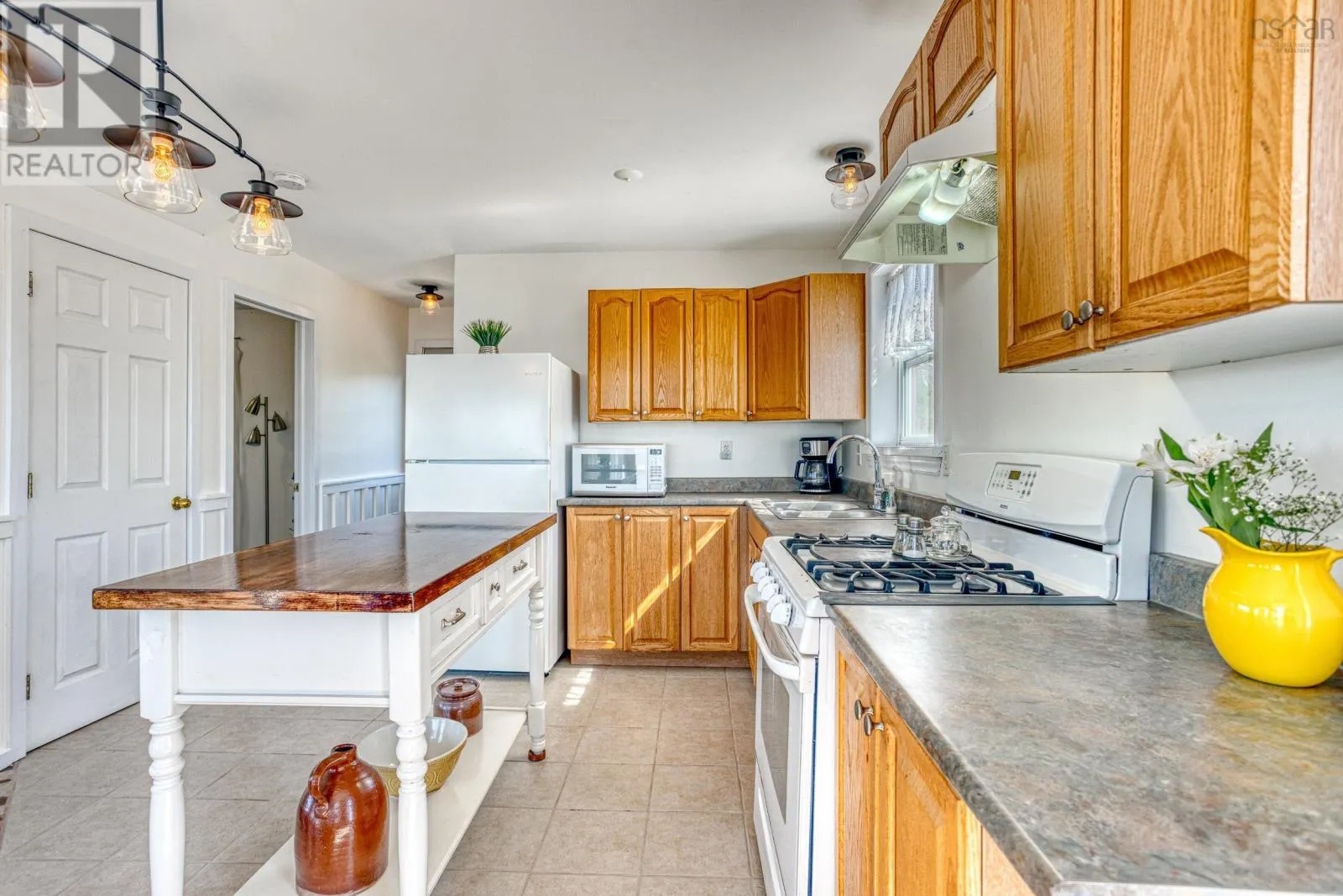 860 East Jeddore Road