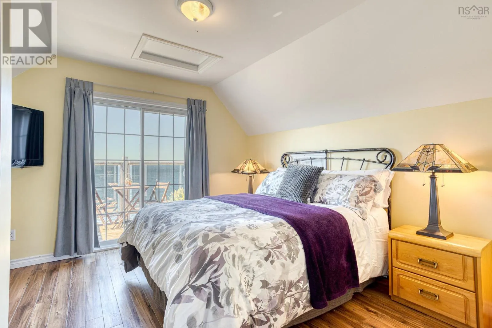 860 East Jeddore Road