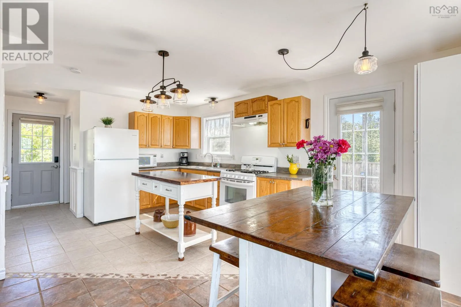 860 East Jeddore Road