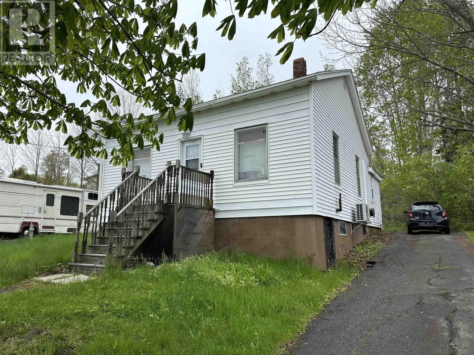 73 Ellis Street