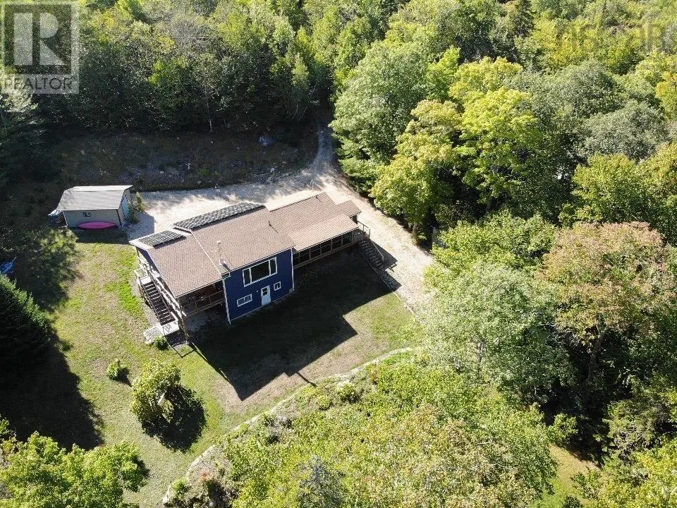 590 Gilberts Lane