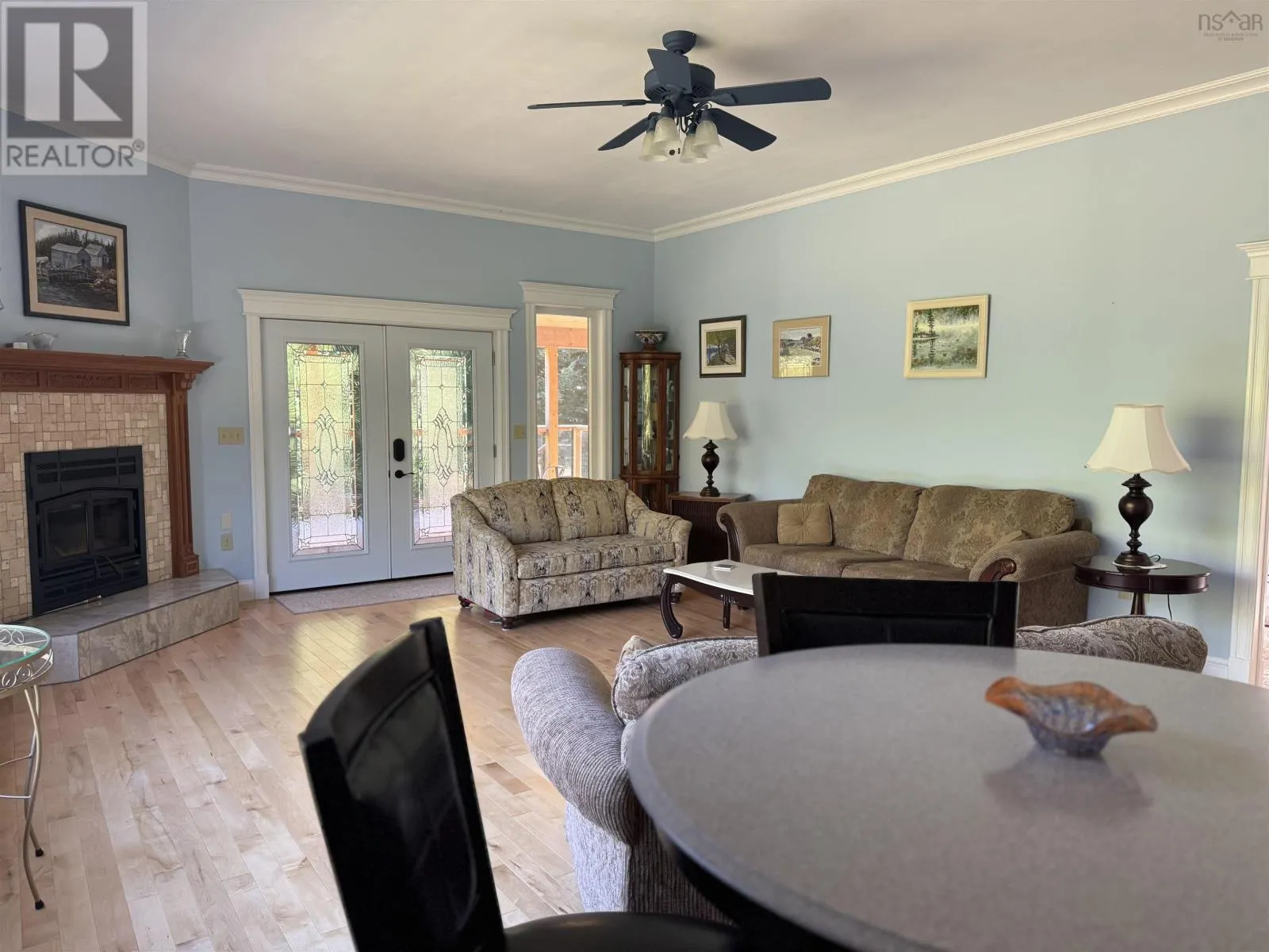 590 Gilberts Lane