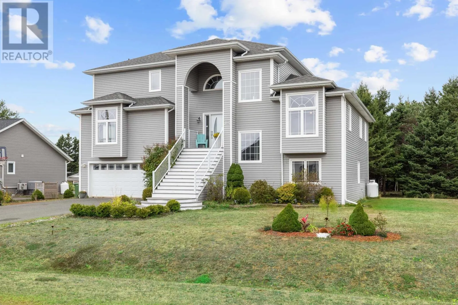 14 Fairfax Drive