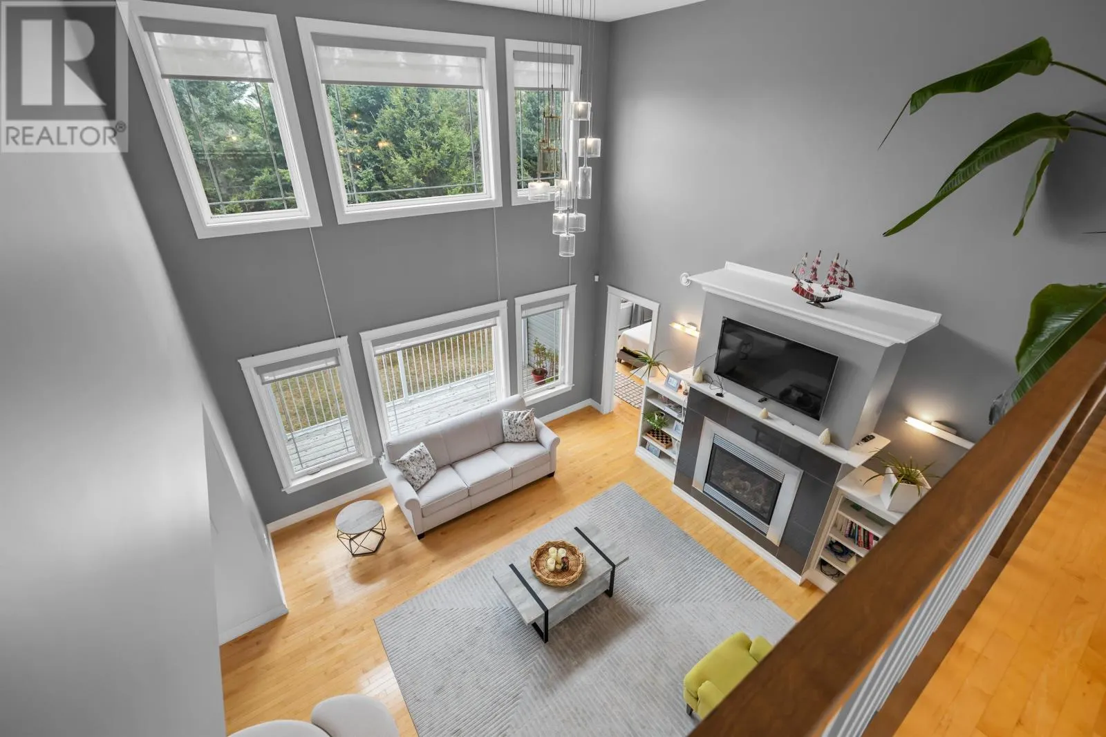 14 Fairfax Drive